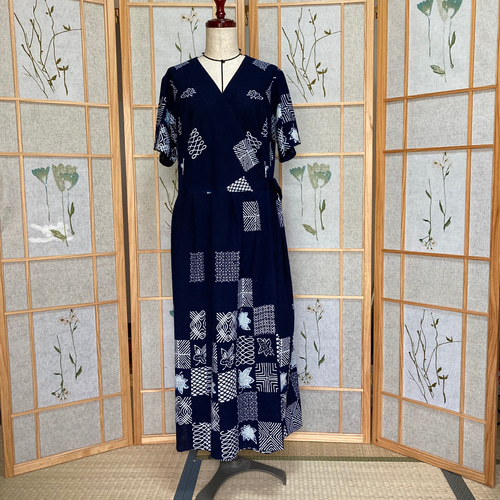 shoko様オーダー カシュクールワンピース 浴衣リメイク shoko様オーダー カシュクールワンピース 浴衣リメイク - メルカリ