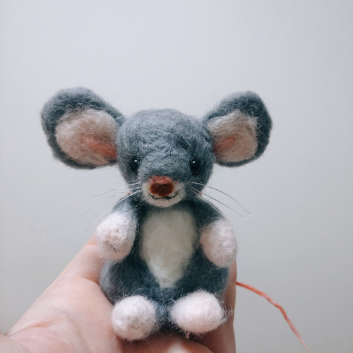 羊毛フェルトマスコット☆ネズミさん 羊毛フェルト Ayn.キツネイズム
