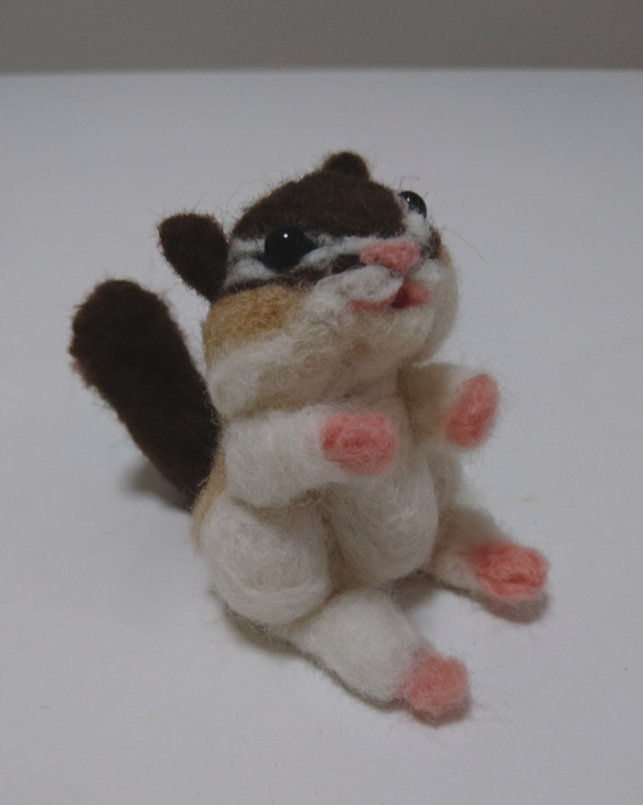 頬袋パンパン！シマリス君 羊毛フェルト Ayn.キツネイズム