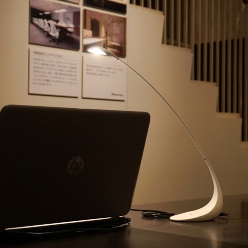 Luce Lucciola デスクライト 岡部憲明 LED タスクライト 調光 LED