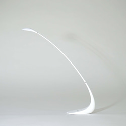 LEDテーブルライト Luce lucciola (ルーチェ・ルッチョラ) WHITE｜ホワイト (三分艶 粉体塗装) 2枚目の画像
