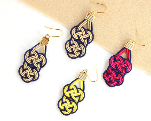 0_a6bea0b0b815628ca3cbe83d5375