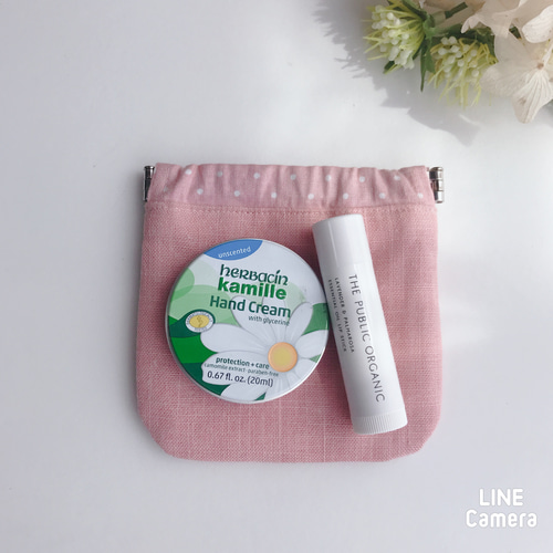 手のひらサイズ バネ口ポーチ ワンポイントチェリー刺繍 ピンク色 バネ