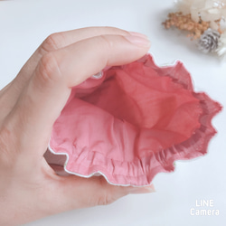 ピンクの小花柄レース生地　切替マチのバネ口ポーチ　バネ口12cm 4枚目の画像