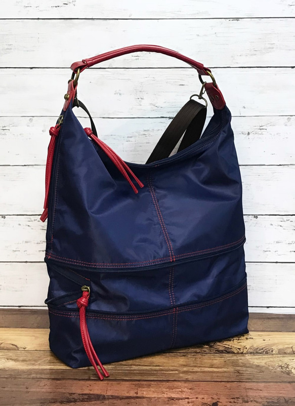 ナイロン+フェイクレザー　4way　リュック　セミショルダー　NAVY 4枚目の画像