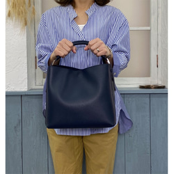 定番必須♬　牛革カクシボ　バケツタイプ＆ショルダー　2way  NAVY 1枚目の画像