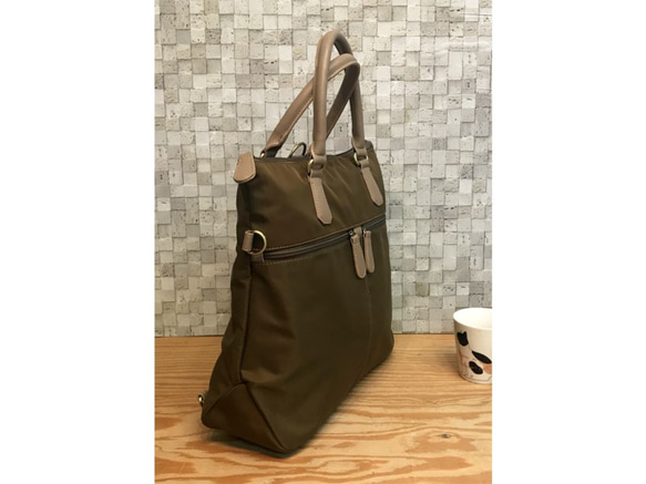 新色♬ ナイロン+フェイクレザー　4way BAG  M/BROWN 6枚目の画像