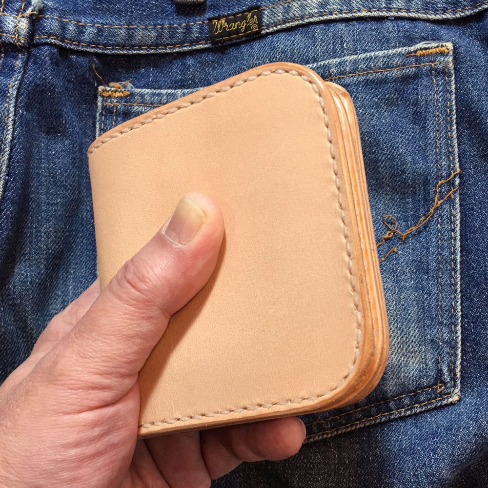 やさしい丸みの二つ折り財布（fb0123）　■受注生産品■