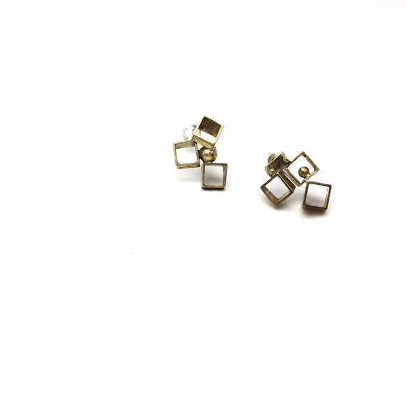 方塊記憶盒子/黃銅耳環 Brass Earring 第1張的照片