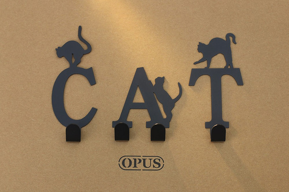 【OPUS東齊金工】當貓咪遇上字母A掛勾黑/壁飾掛勾/傢飾掛架/生活收納/衣架/造型掛鉤/無痕/HO-ca10-A(B) 第4張的照片