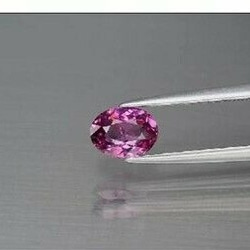 天然石 ロードライト ガーネット ルース 0.73ct マダガスカル／アフリカ産　華奢で可愛らしい小粒感！ 3枚目の画像