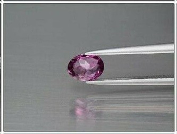 天然石 ロードライト ガーネット ルース 0.73ct マダガスカル／アフリカ産　華奢で可愛らしい小粒感！ 6枚目の画像