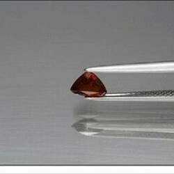 天然石 スペサルティン ガーネット ルース 0.53ct ナンビア／アフリカ産 非加熱　華奢で可愛らしい小粒感！ 9枚目の画像