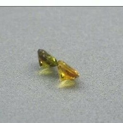 2粒・計0.88ct！ 天然石 イエロー グリーン トルマリン ルース モザンビーク／アフリカ産 非加熱　可愛らしいラウ 4枚目の画像