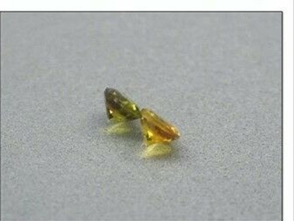 2粒・計0.88ct！ 天然石 イエロー グリーン トルマリン ルース モザンビーク／アフリカ産 非加熱　可愛らしいラウ 4枚目の画像