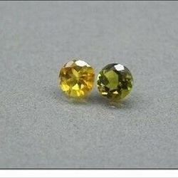 2粒・計0.88ct！ 天然石 イエロー グリーン トルマリン ルース モザンビーク／アフリカ産 非加熱　可愛らしいラウ 8枚目の画像