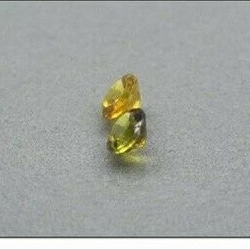 2粒・計0.88ct！ 天然石 イエロー グリーン トルマリン ルース モザンビーク／アフリカ産 非加熱　可愛らしいラウ 10枚目の画像