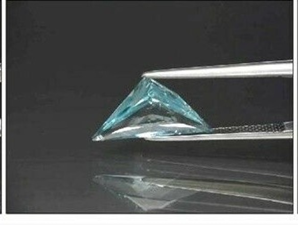 天然石 ブルー アクアマリン ルース 2.20ct ブラジル産 非加熱　可愛らしいファンシーカット！ 9枚目の画像