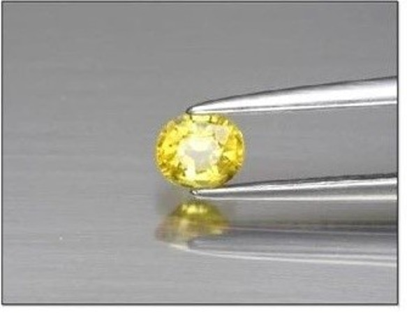 天然 イエロー サファイア ルース 0.38ct チャンタブリー産 3枚目の画像