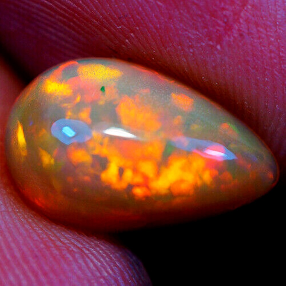 エチオピア産オパール オーバルカット 1.95ct 天然石 希少