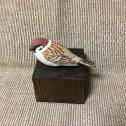 スズメ　バードカービング Amazon.co.jp: スズメ 木彫 野鳥 バードカービング 野鳥彫刻