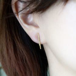 ★★★Simple Line Earring　真鍮 2枚目の画像