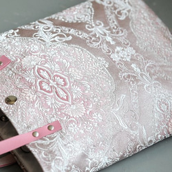 金襴織り絹のペタンコバック pink  キラキラサコッシュ 1枚目の画像