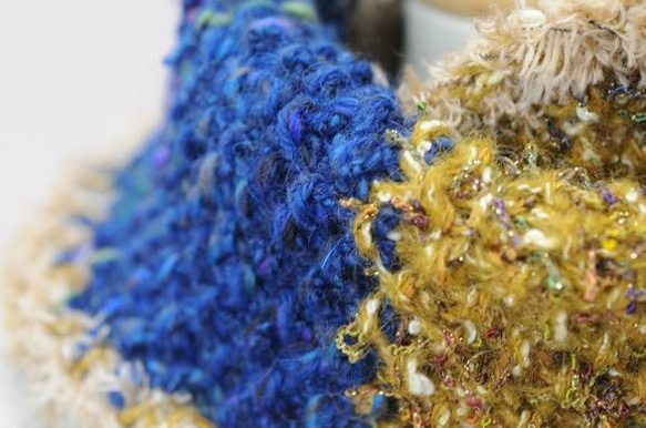 Creema限定福袋　変わり糸の手編みスヌードとバックのセット 3枚目の画像