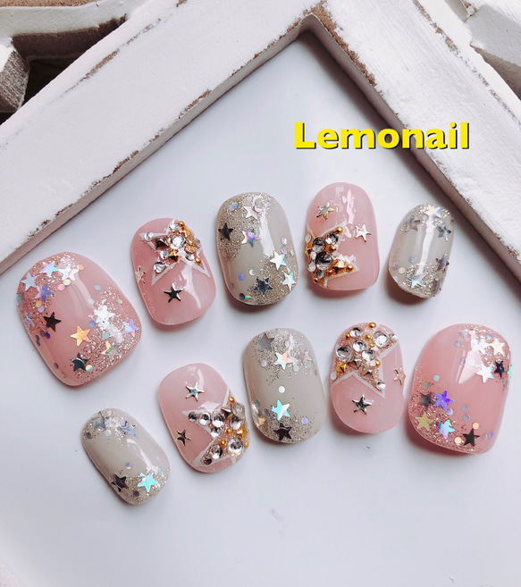 ネイルチップ♡ジェルネイル スワロフスキーネイル シェル