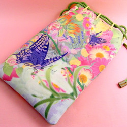 花朵和燕尾蝴蝶Kinchaku袋（束帶袋） 第2張的照片
