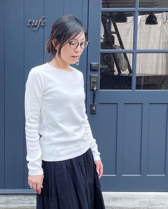 feather cotton®︎クルーネック針ぬきknit tops / オフホワイト 1枚目の画像