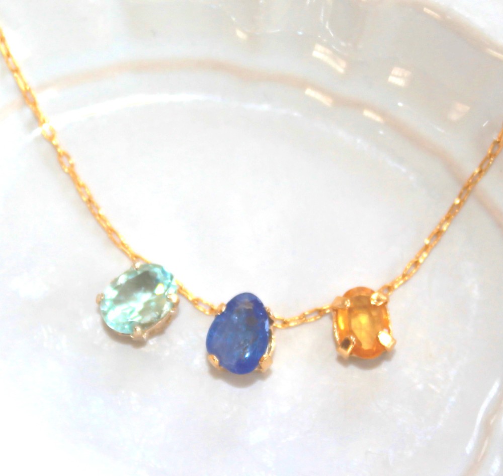 - hokuhoku - Tanzanite & Topaz & Yellow Sapphire Necklace