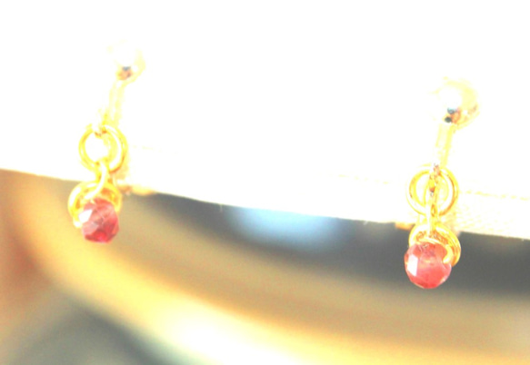 SALE！Garnet earring 5枚目の画像