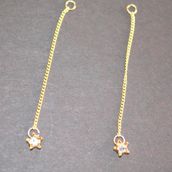 Creema限定 Swiss Blue Topaz 14kgf -hoshi- earrings   ＋sapphire 1枚目の画像