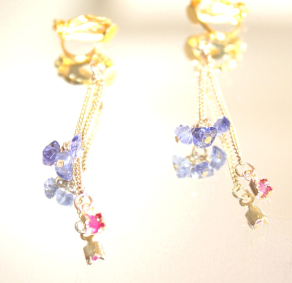 -k18gp- Ruby & iolite charm earrrings +"sapphire"present 4枚目の画像