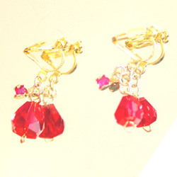k18gp Ruby & red vintage glass charm earrrings +"sapphire" 2枚目の画像