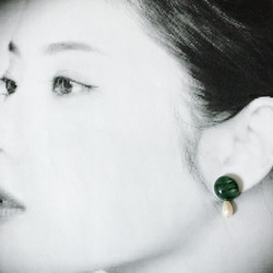 Green Marble Button and Pearl pierce 4枚目の画像