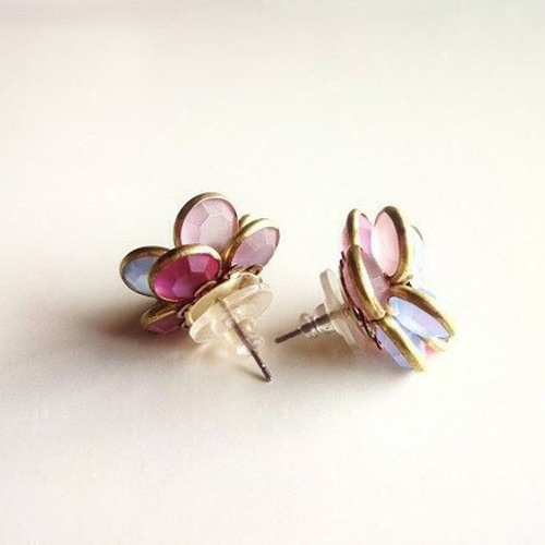 Vintageシャネルフラワーピアス ピアス（スタッド・一粒