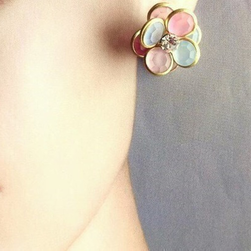 Vintageシャネルフラワーピアス ピアス（スタッド・一粒