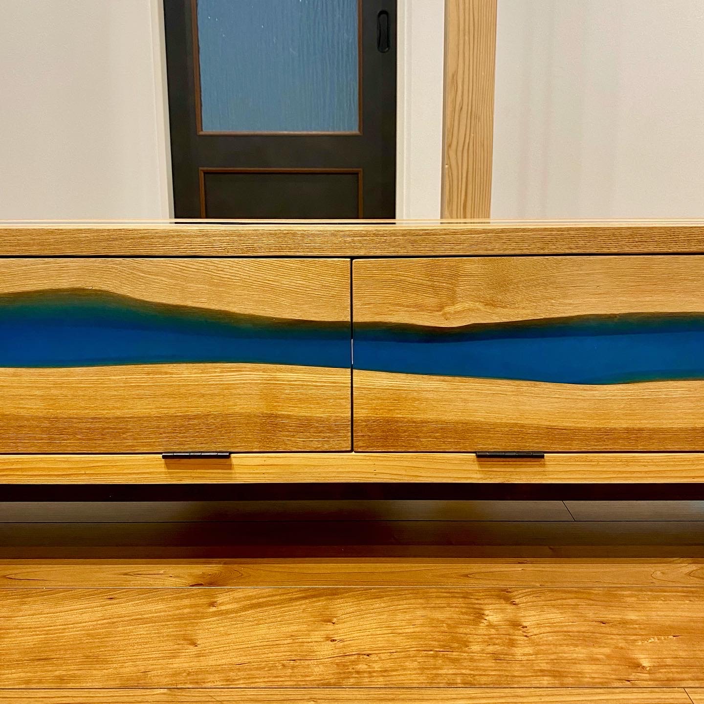 テレビボード　チェスト　サイドボード　ウッドレジン