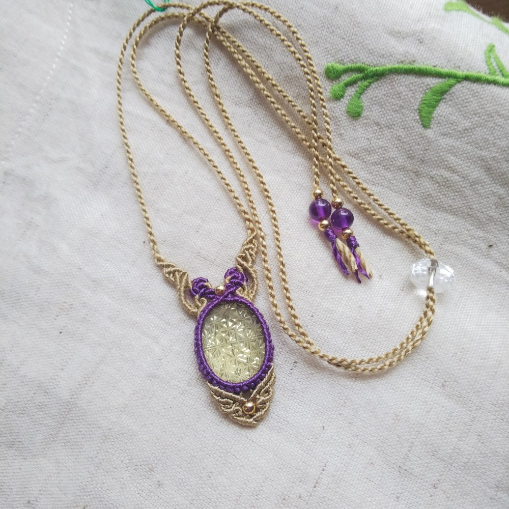 甲州貴石切子レモンクオーツマクラメペンダント