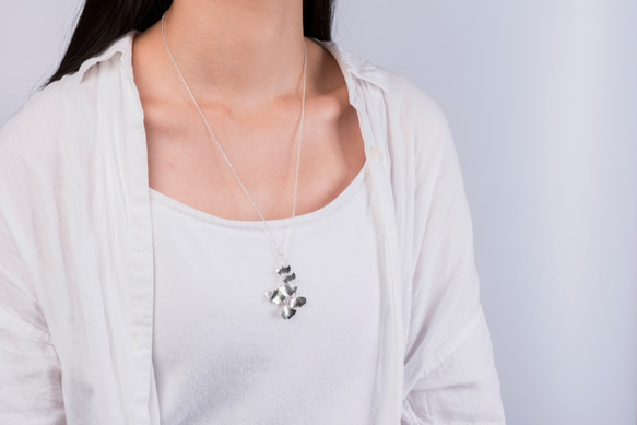 。植被之上。NO.05-7 群葉 銀杏葉 項鍊/別針/925銀 第2張的照片