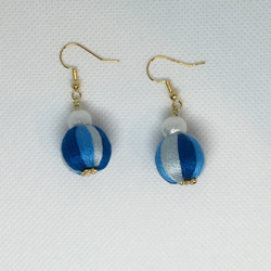 藍色漸變繡花球珍珠耳環/耳夾 第3張的照片