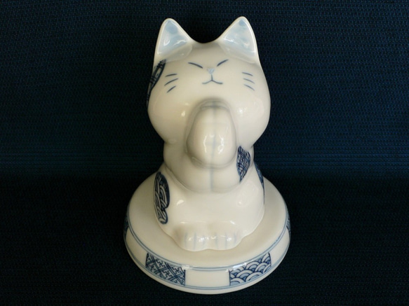 京焼　染付　猫の置物　「お祈り猫」　猫のお地蔵さんセット 4枚目の画像