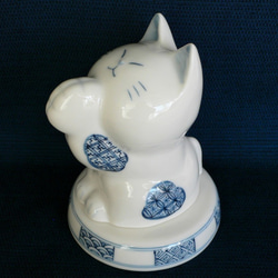 京焼　染付　猫の置物　「お祈り猫」　猫のお地蔵さんセット 6枚目の画像