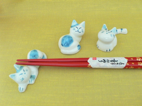 京焼　染付　猫の 箸置き　三種セット  (A) 1枚目の画像