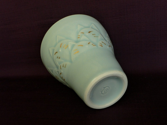京焼　猫の青海波　青磁フリーカップ　 2枚目の画像