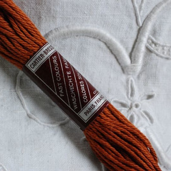 *アンティーク糸  CBカルティエ・ブレッソン 刺繍糸 マタニア 茶色系. 4枚目の画像