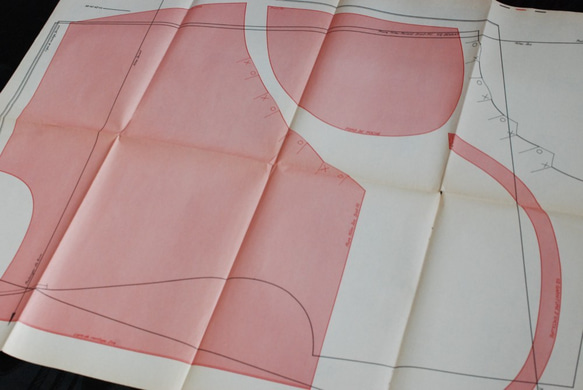 フランス 1978年 ワンピース型紙+サマーセーター 3枚目の画像