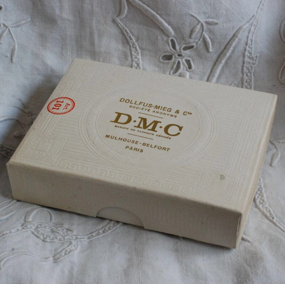 アンティーク糸 #12 DMCアブローダ刺繍糸 12本箱入 糸・ミシン糸 